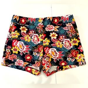 LOFT | 8 | Floral Shorts